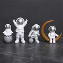 Cosmonaut® – Conjunto de Estatuetas de Astronauta para decoração