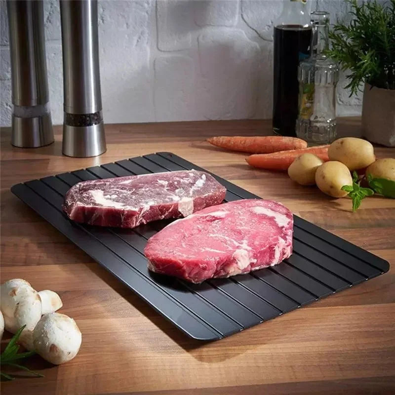 FastThaw® – Bandeja de Descongelamento Rápido em Alumínio para Carnes, Peixes e Alimentos